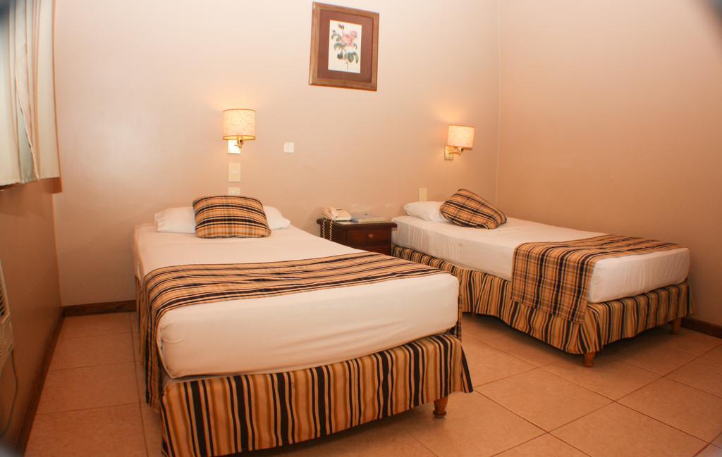 Marcopolo Suites Iguazu Puerto Iguazu Ngoại thất bức ảnh