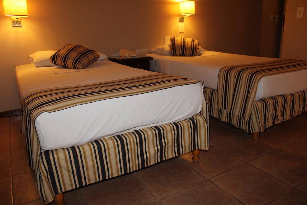 Marcopolo Suites Iguazu Puerto Iguazu Ngoại thất bức ảnh